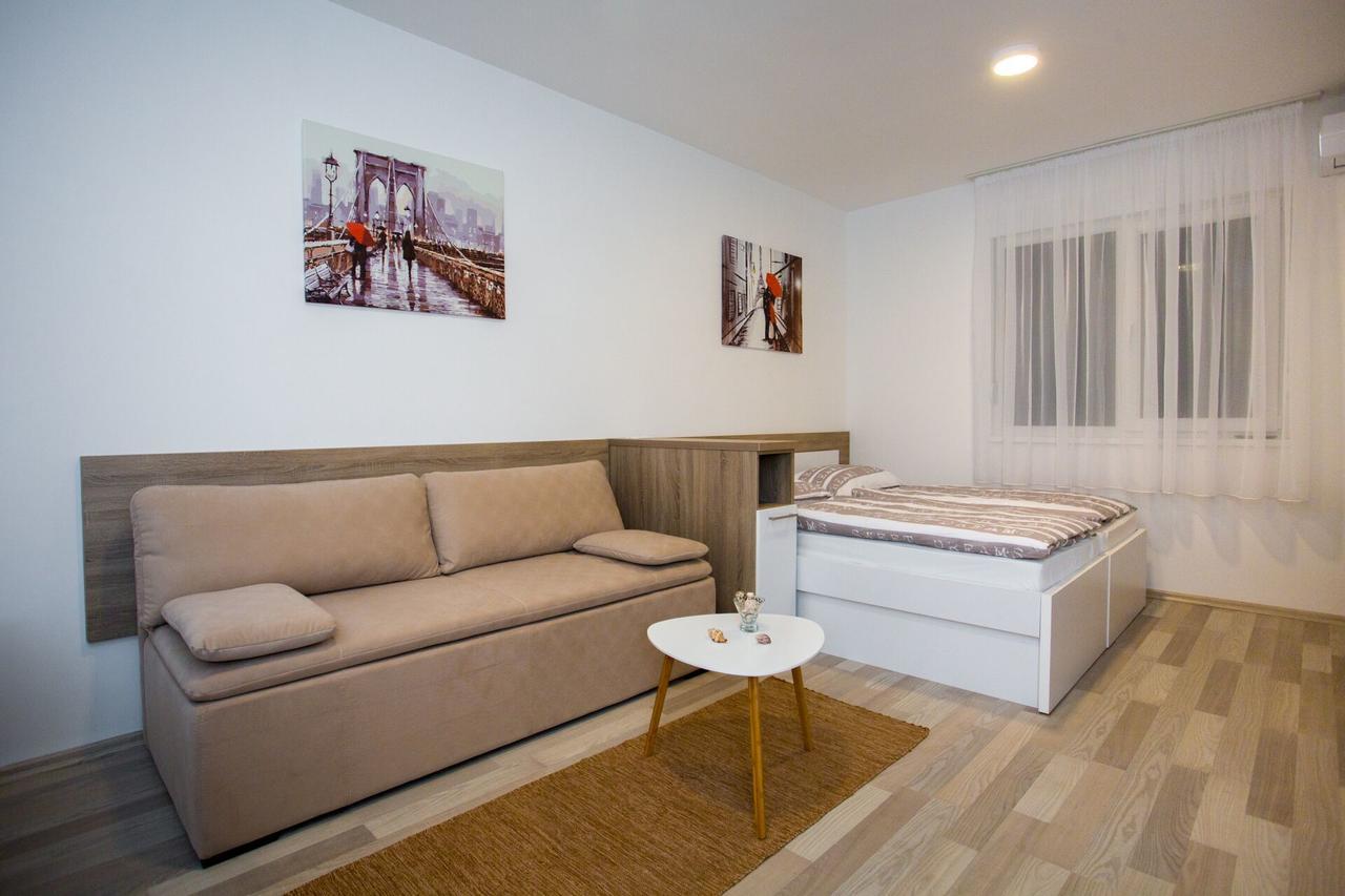 The Golden City Apartments Mostar Bagian luar foto